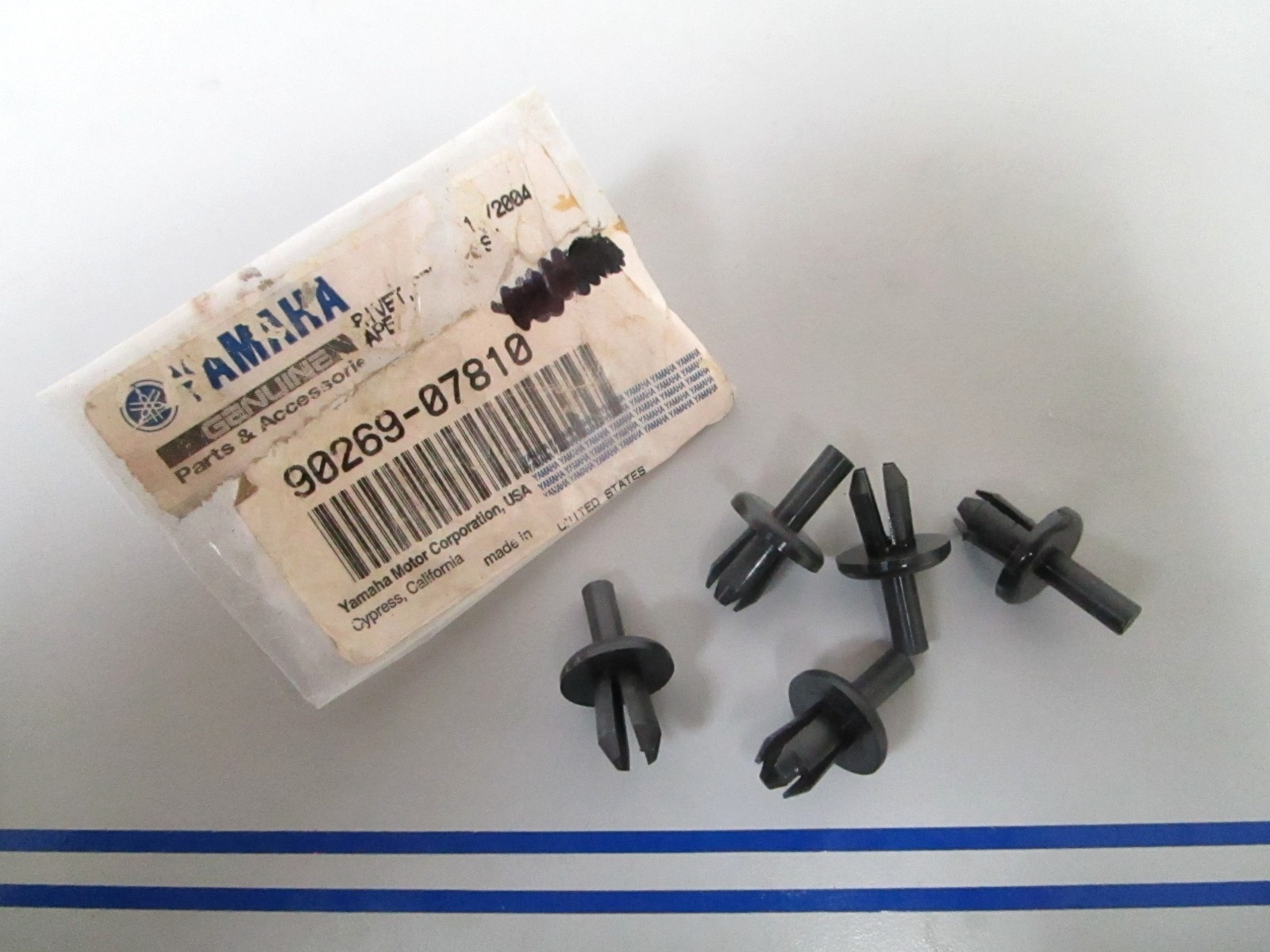 NEW OEM (LOT OF 5) 90269-07810-00 Yamaha Rivet 0810