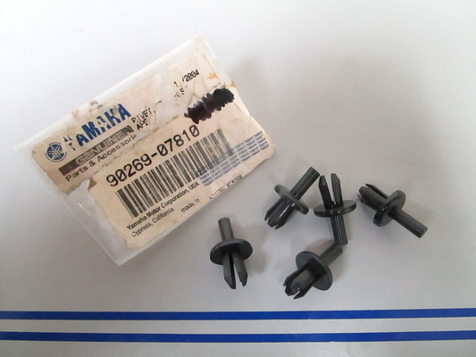 NEW OEM (LOT OF 5) 90269-07810-00 Yamaha Rivet 0810