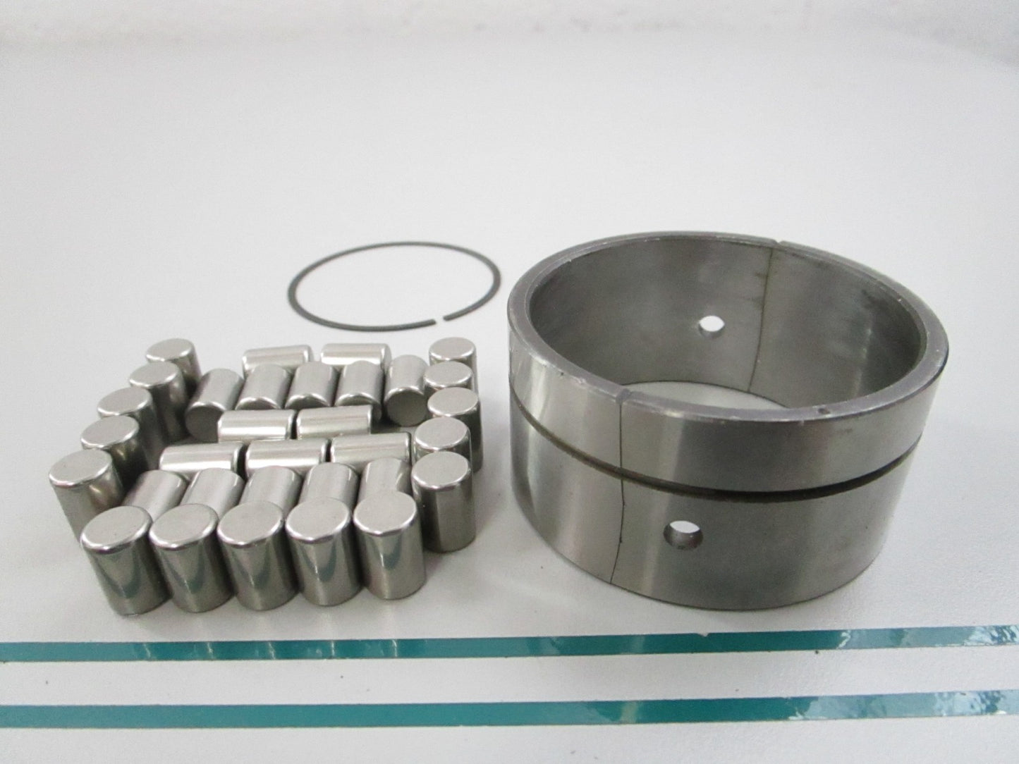 NEW OEM 42843A 1 Mercury Quicksilver Bearing Kit 0810
