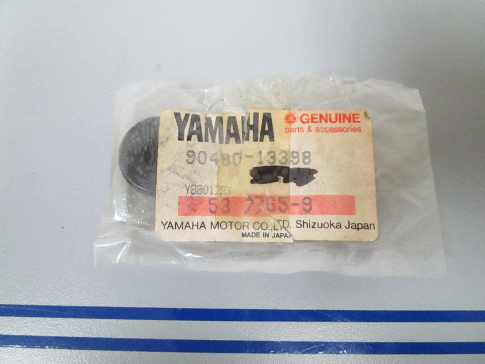 NEW OEM 90480-13398 Yamaha Rubber Grommet 0720