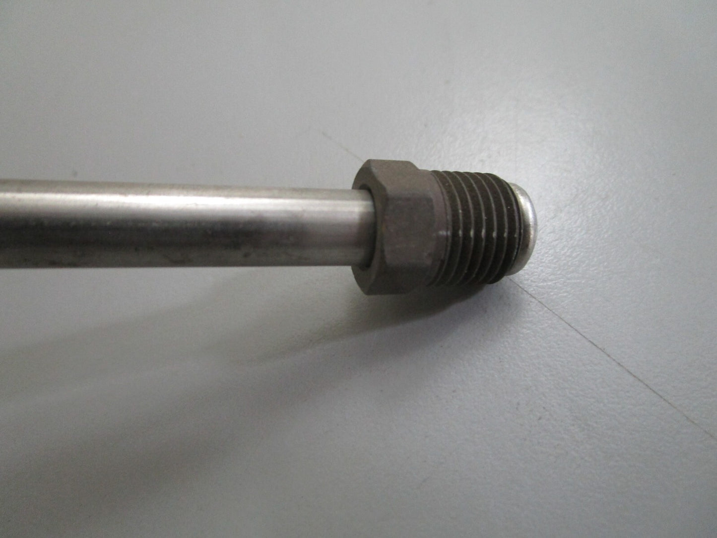 *NEW OEM* 0820 Volvo Penta Tube 3854104