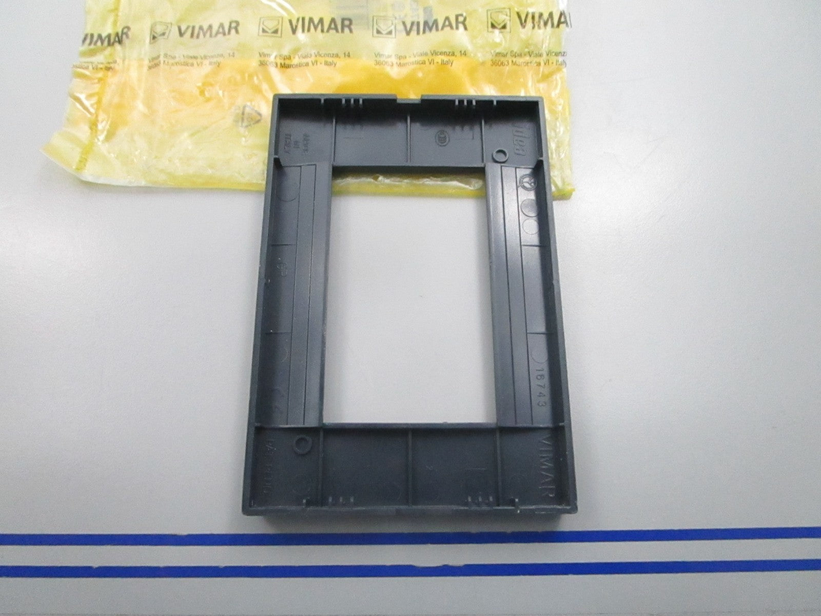 NEW 16743.D.15 Vimar Idea Panel 0810