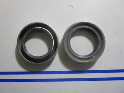 *NEW OEM* (LOT OF 2) 0720 OMC Johnson Evinrude Seal 310559 0310559