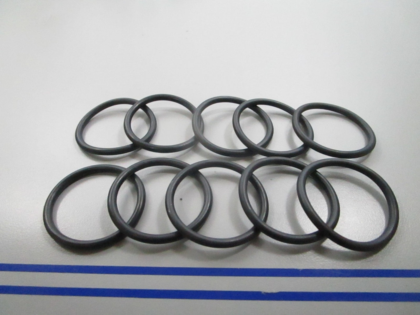 *NEW* (LOT OF 10) 0810 Buna-N Nitrile O-Ring -220