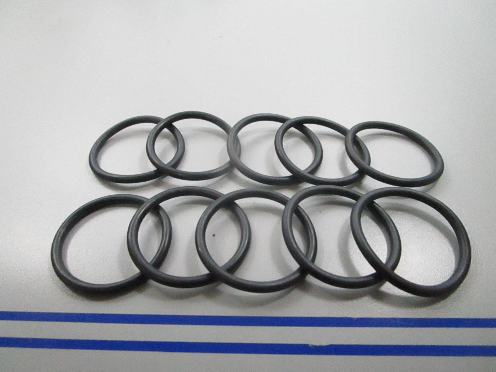 *NEW* (LOT OF 10) 0810 Buna-N Nitrile O-Ring -220