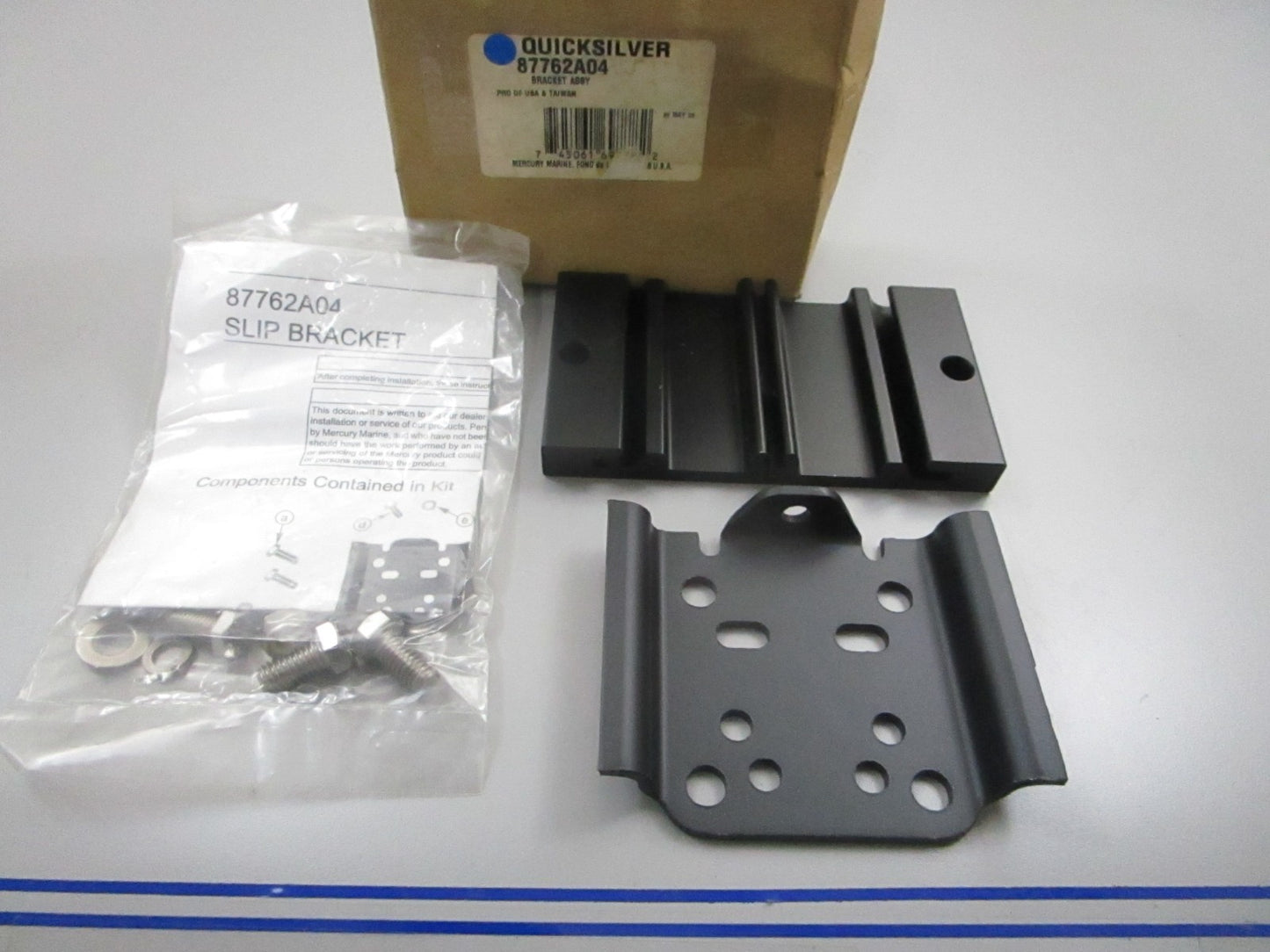 *NEW OEM* 0720 Mercury Quicksilver Bracket Assembly 87762A04