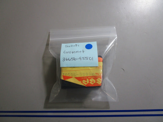 *NEW OEM* 0810 Suzuki Grommet 36656-95501