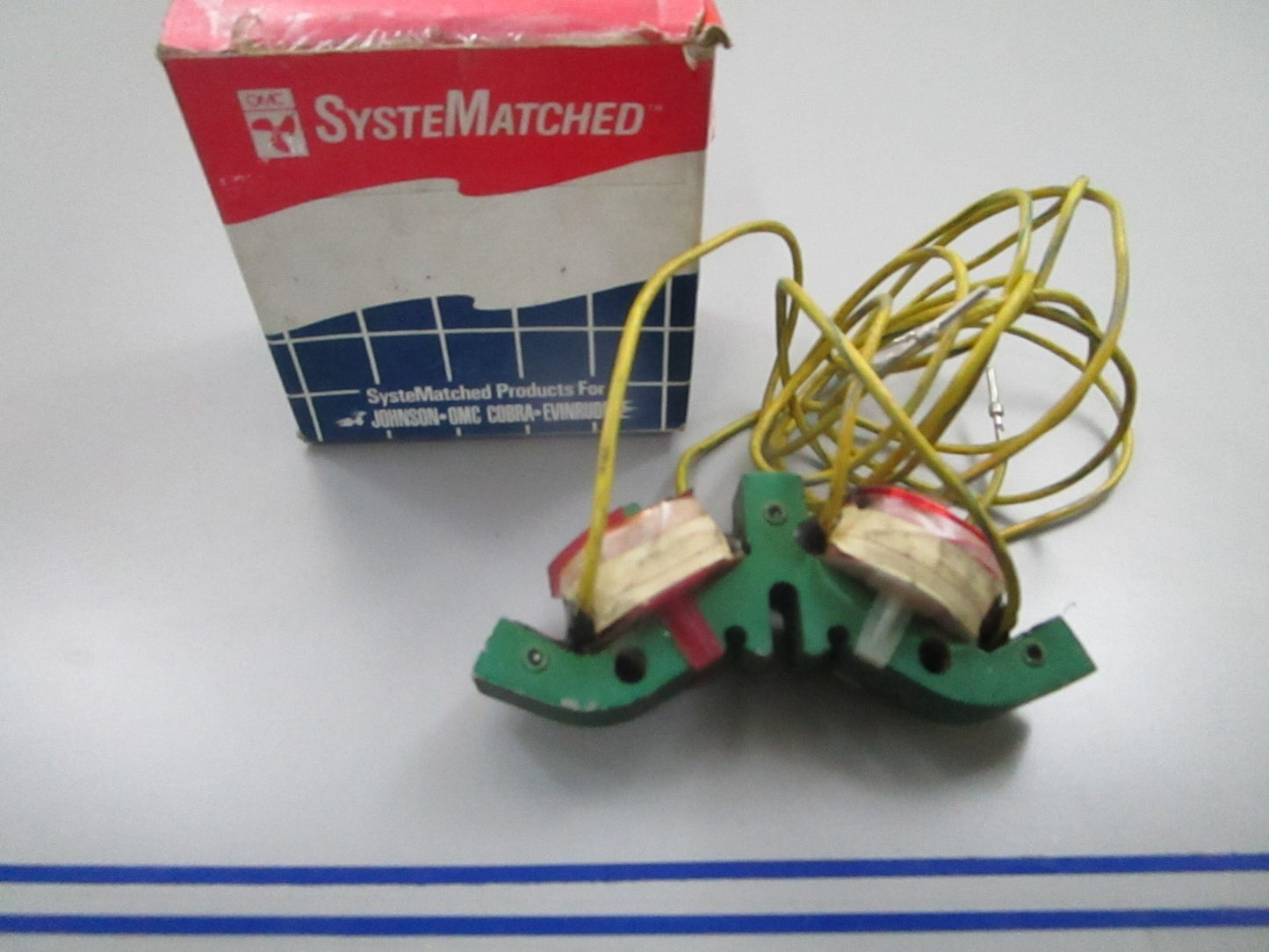 *NEW OEM* 0810 OMC Johnson Evinrude Stator Assembly 582345 0582345