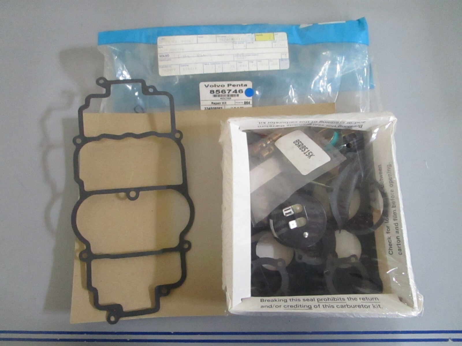 *NEW OEM* 0820 Volvo Penta Repair Kit 856746