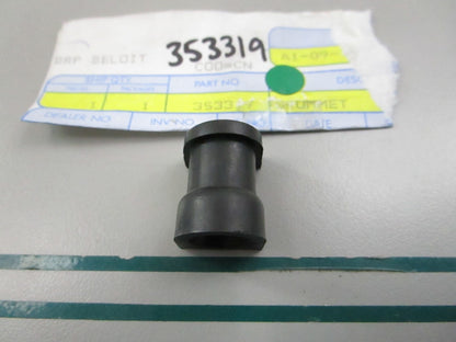 NEW OEM 353319 0353319 OMC Johnson Evinrude Grommet 0810