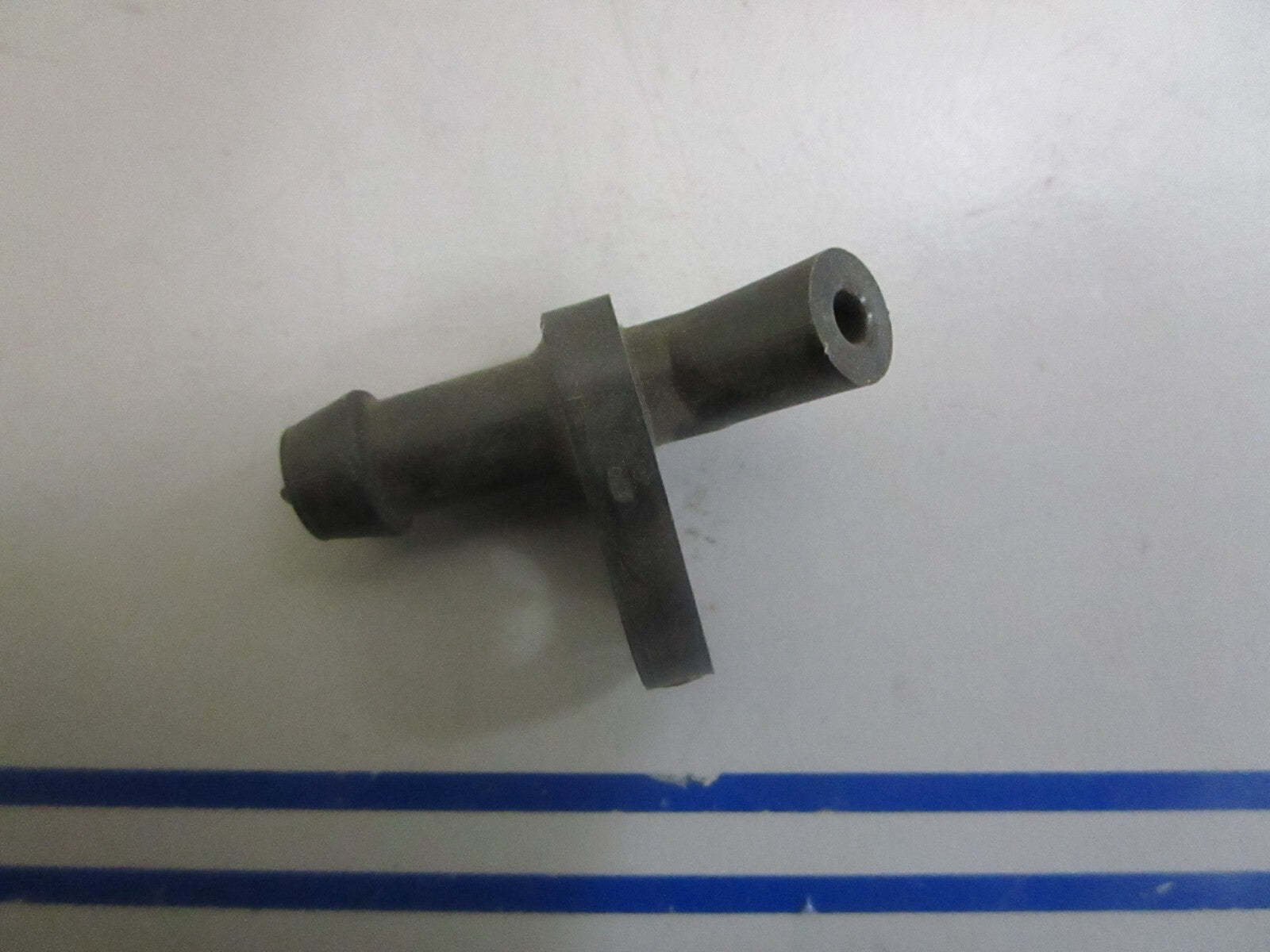 *NEW OEM* 0810 Mercury Quicksilver Fitting 56712