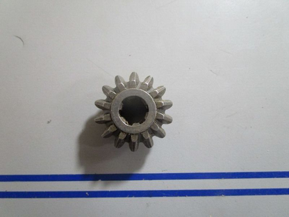 *NEW OEM* 0770 Mercury Quicksilver Pinion Gear F468266