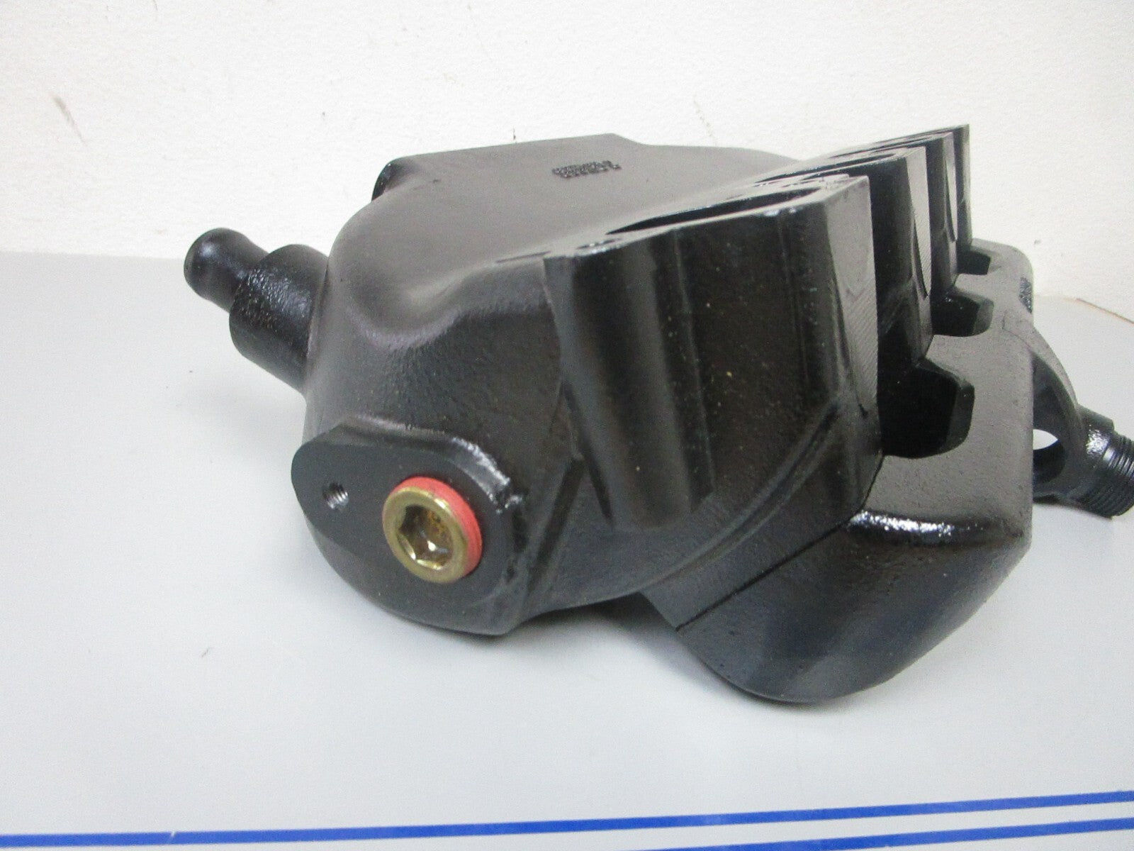 *NEW OEM* 0720 Mercury Quicksilver Exhaust Manifold Assembly 863120T03
