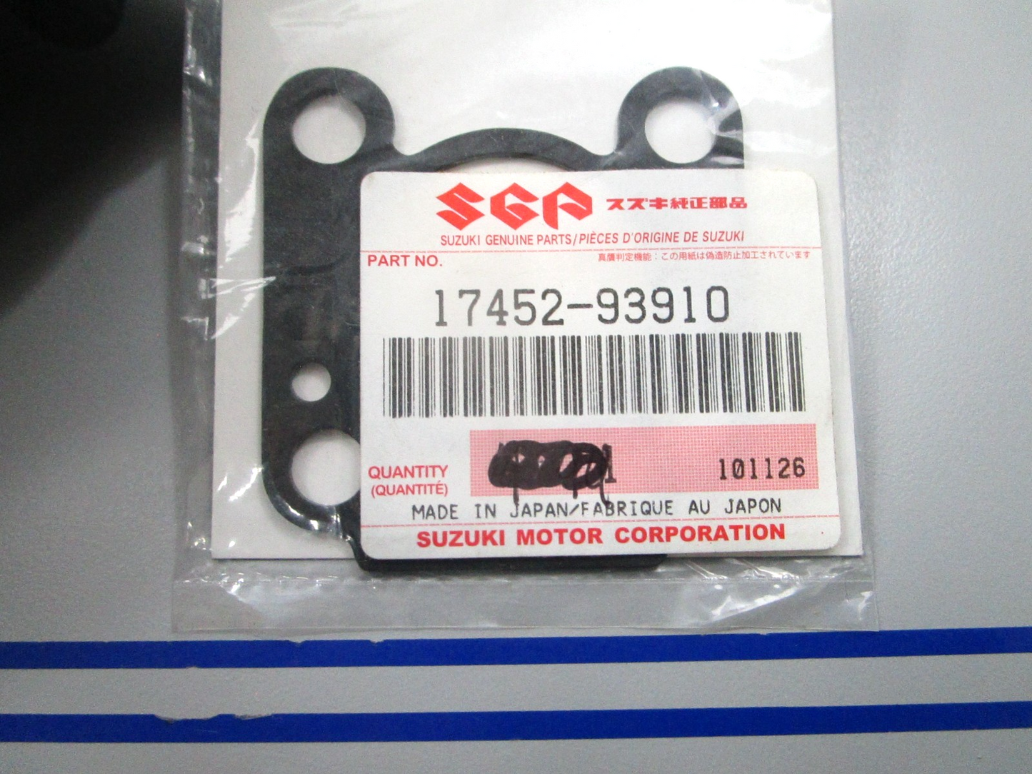 *NEW OEM* 0810 Suzuki Gasket 17452-93910
