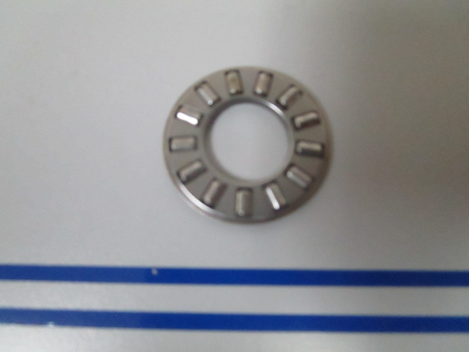 NEW OEM 388000 0388000 OMC Johnson Evinrude Thrust Bearing 0720