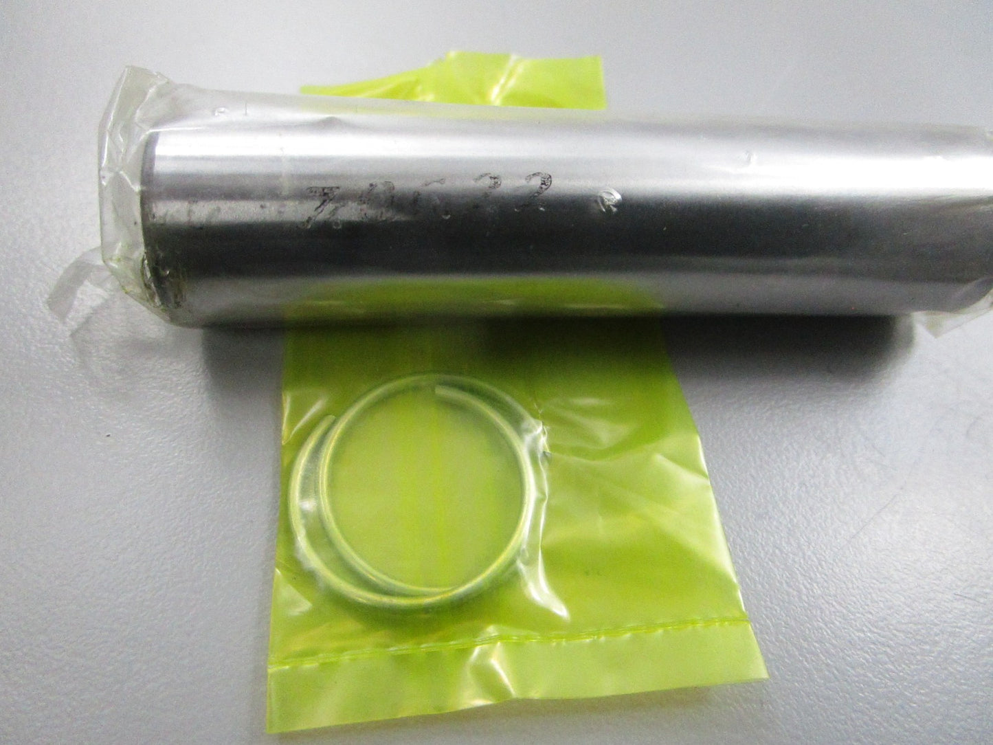 NEW 18-4100 Replaces: Evinrude 396585 396588 Sierra Piston 0810