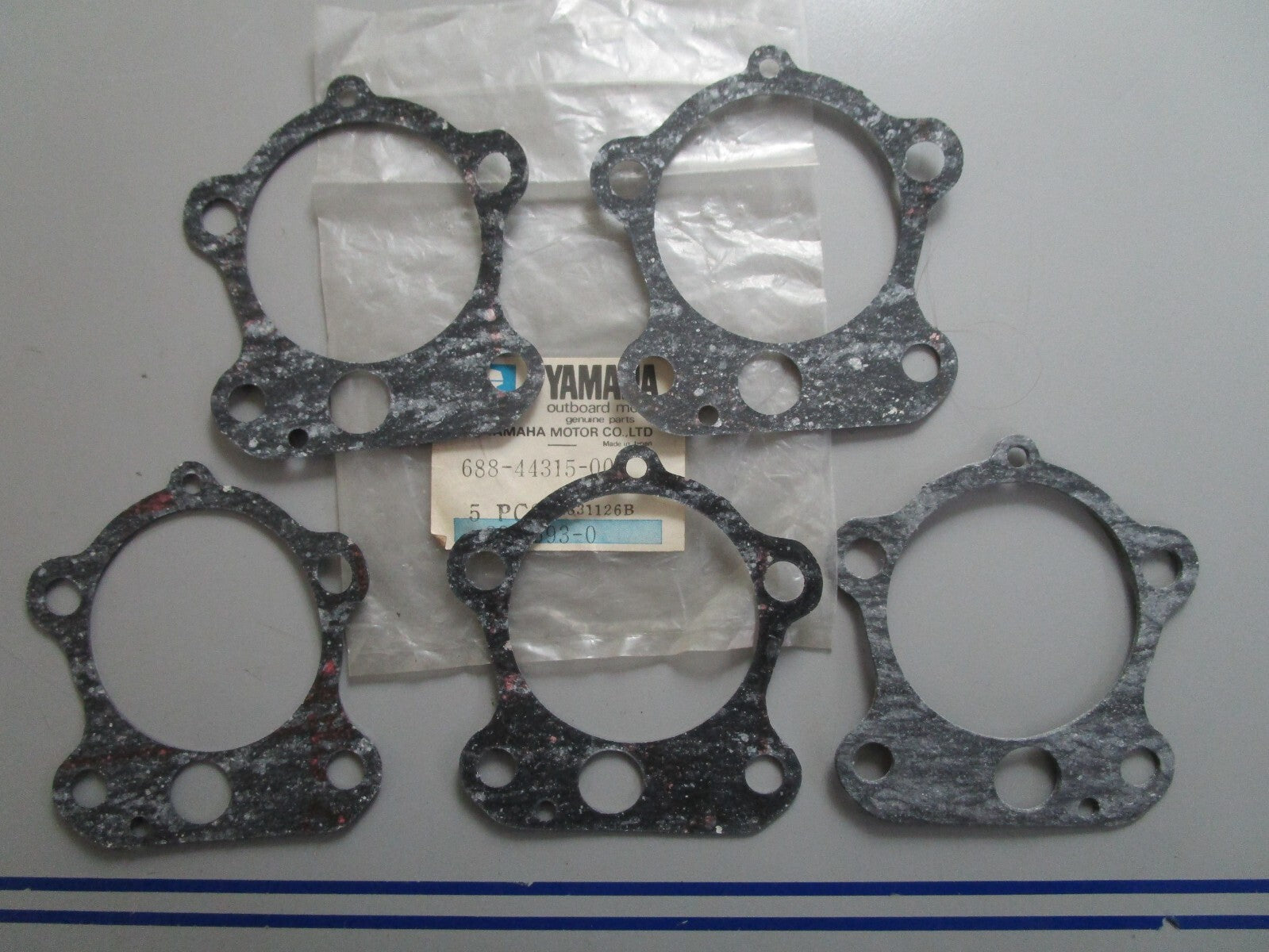 *NEW OEM* (LOT OF 5) 0820 Yamaha Gasket 688-44315-00-00