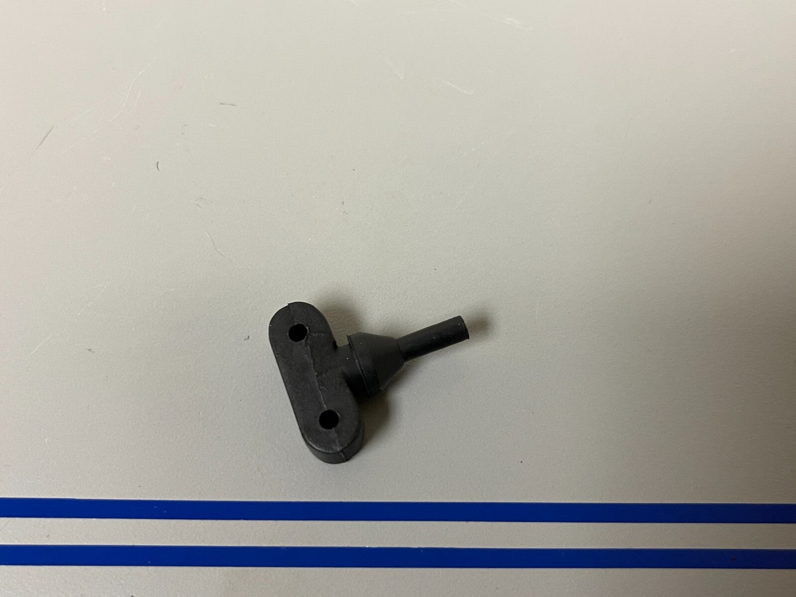 *NEW OEM* 0810 OMC Johnson Evinrude Rubber Holder 115194 0115194