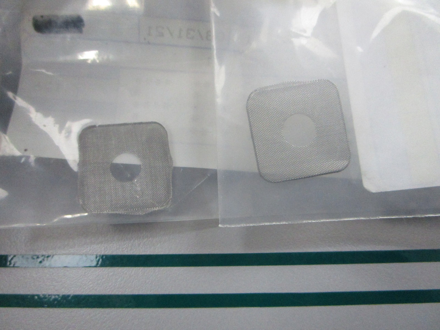 NEW OEM (LOT OF 2) 312633 0312633 OMC Johnson Evinrude Screen 0810