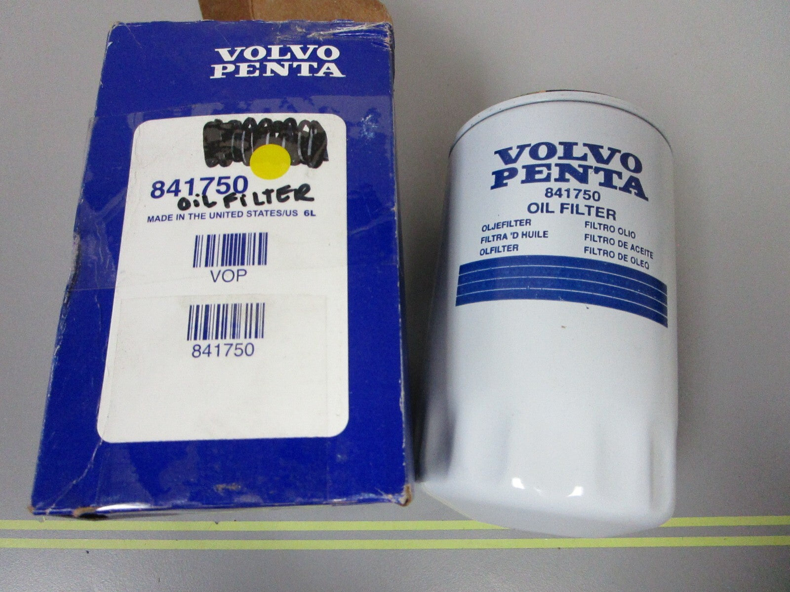 *NEW OEM* 0810 Volvo Penta Oil Filter 841750