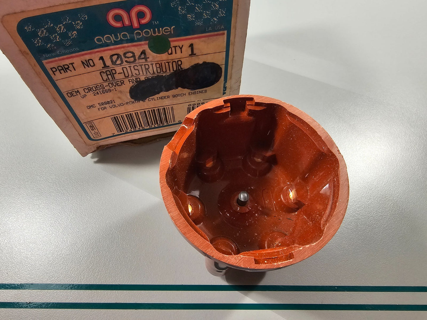 NEW 1094 Replaces: Volvo Penta 241669-1 Aqua Distributor Cap 0810