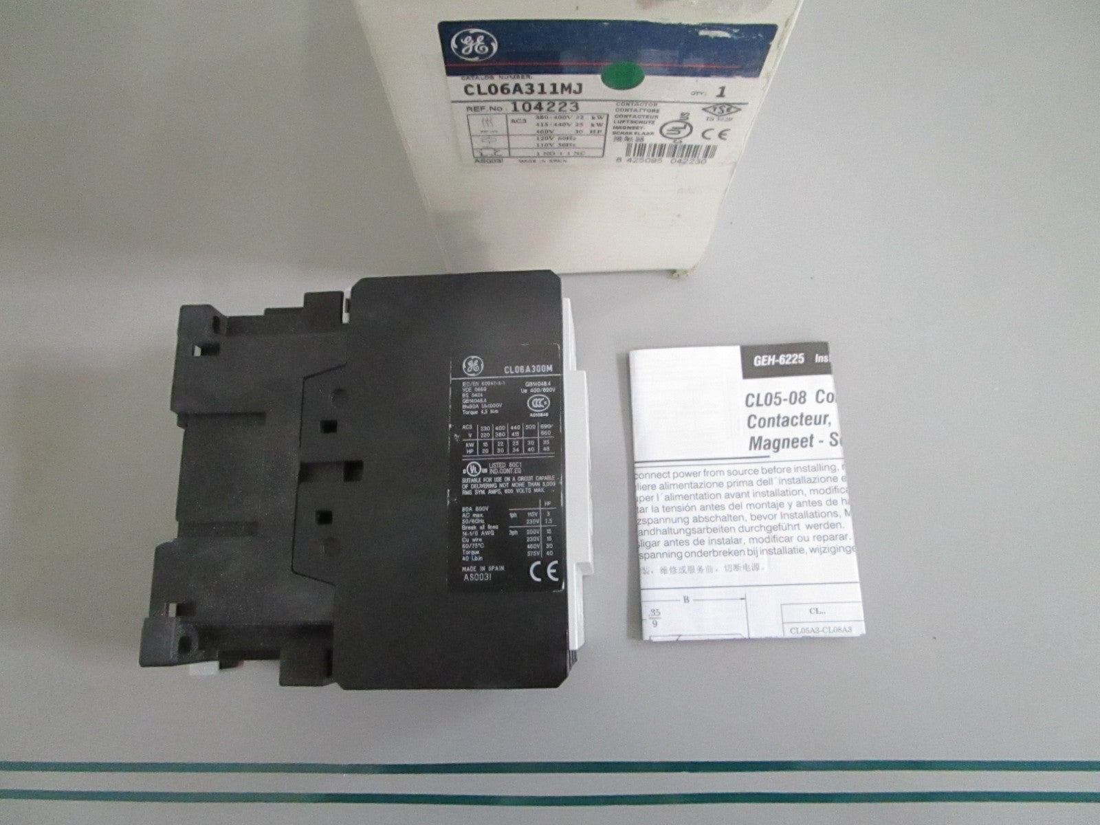 GE CL06A311MJ IEC Contactor 3P 48A 30HP 460V 120V Coil NOS NEW OEM 0820