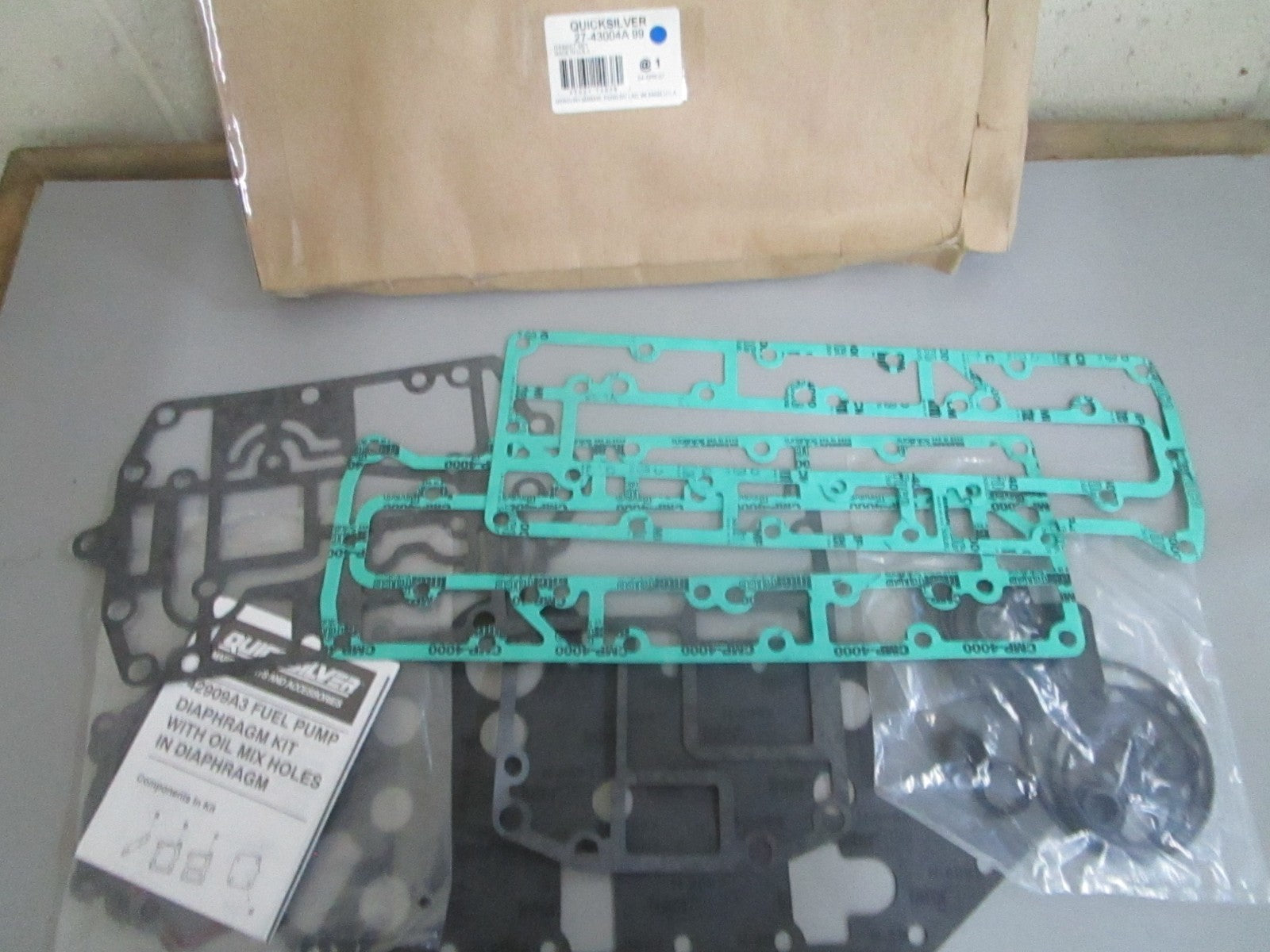 *NEW OEM* 0820 Mercury Quicksilver Gasket Set 27-43004A99