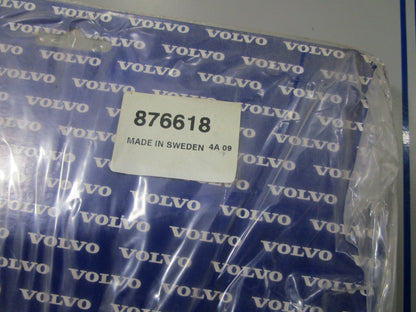 *NEW OEM* 0720 Volvo Penta Gasket Kit 876618