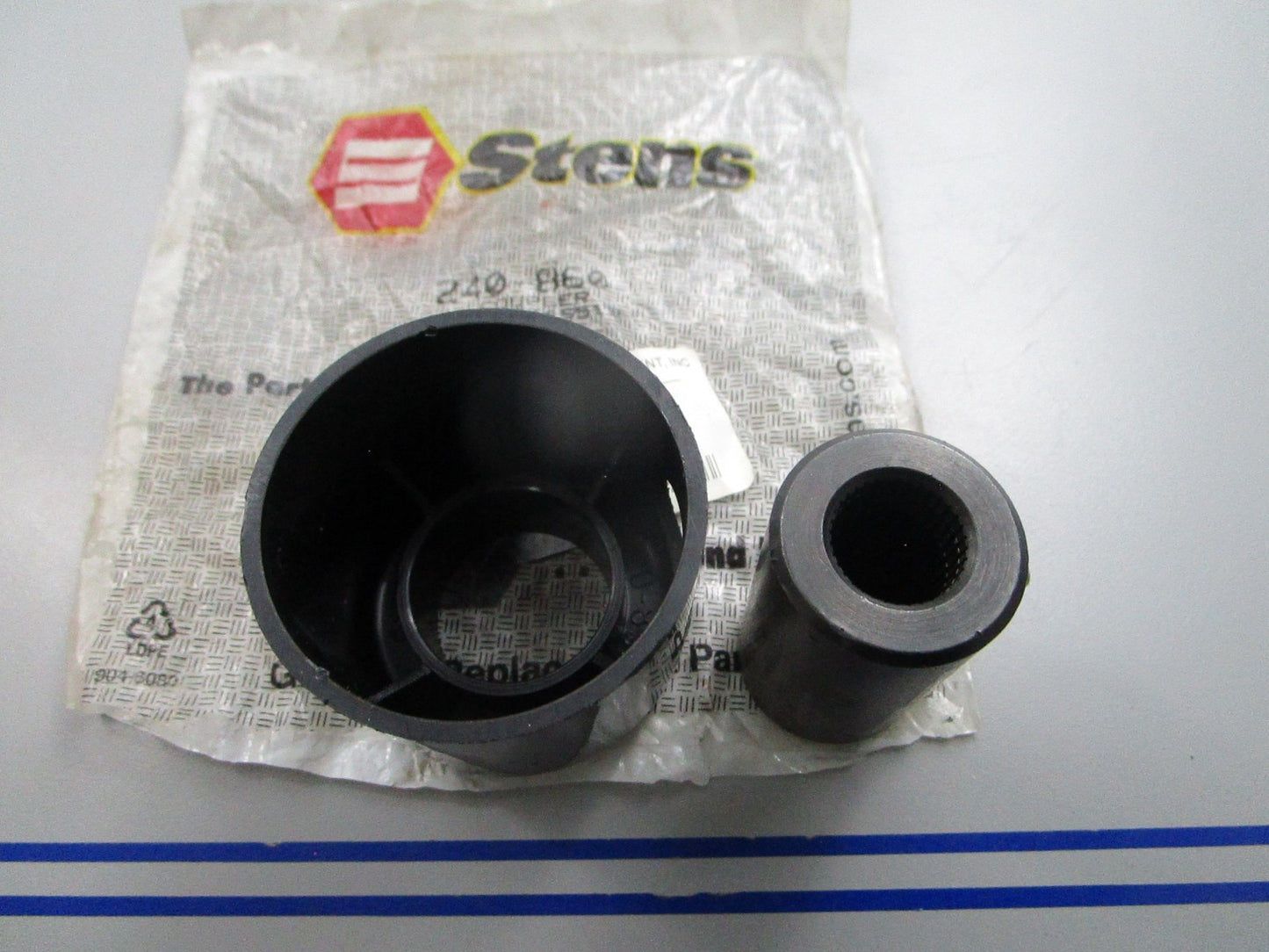 NEW Stens 240-860 Coupler Replaces: 746513 0810