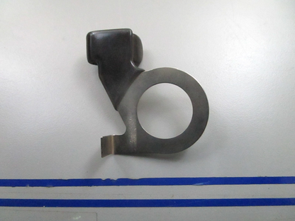 *NEW OEM* 0810 OMC Johnson Evinrude Cable Clamp 352102 0352105