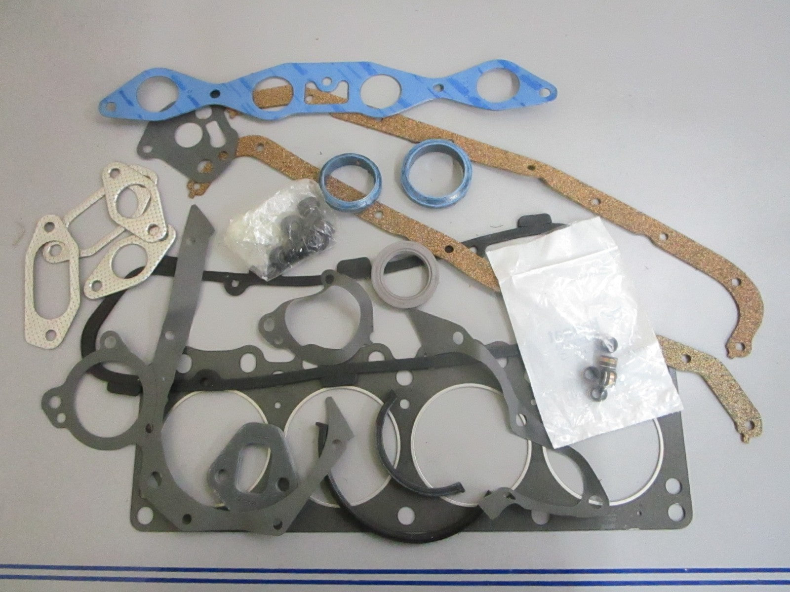 *NEW OEM* 0820 Bobcat Gasket Set 6567250