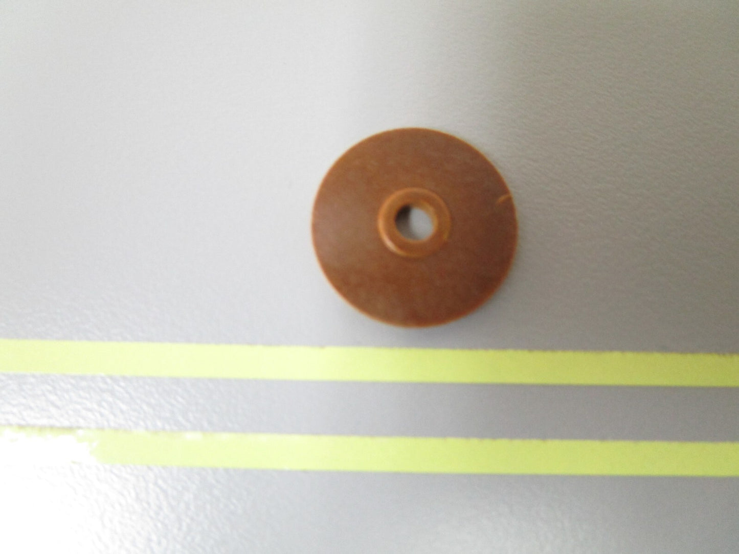 *NEW OEM* 0750 OMC Johnson Evinrude INSULATOR 510399 0510399