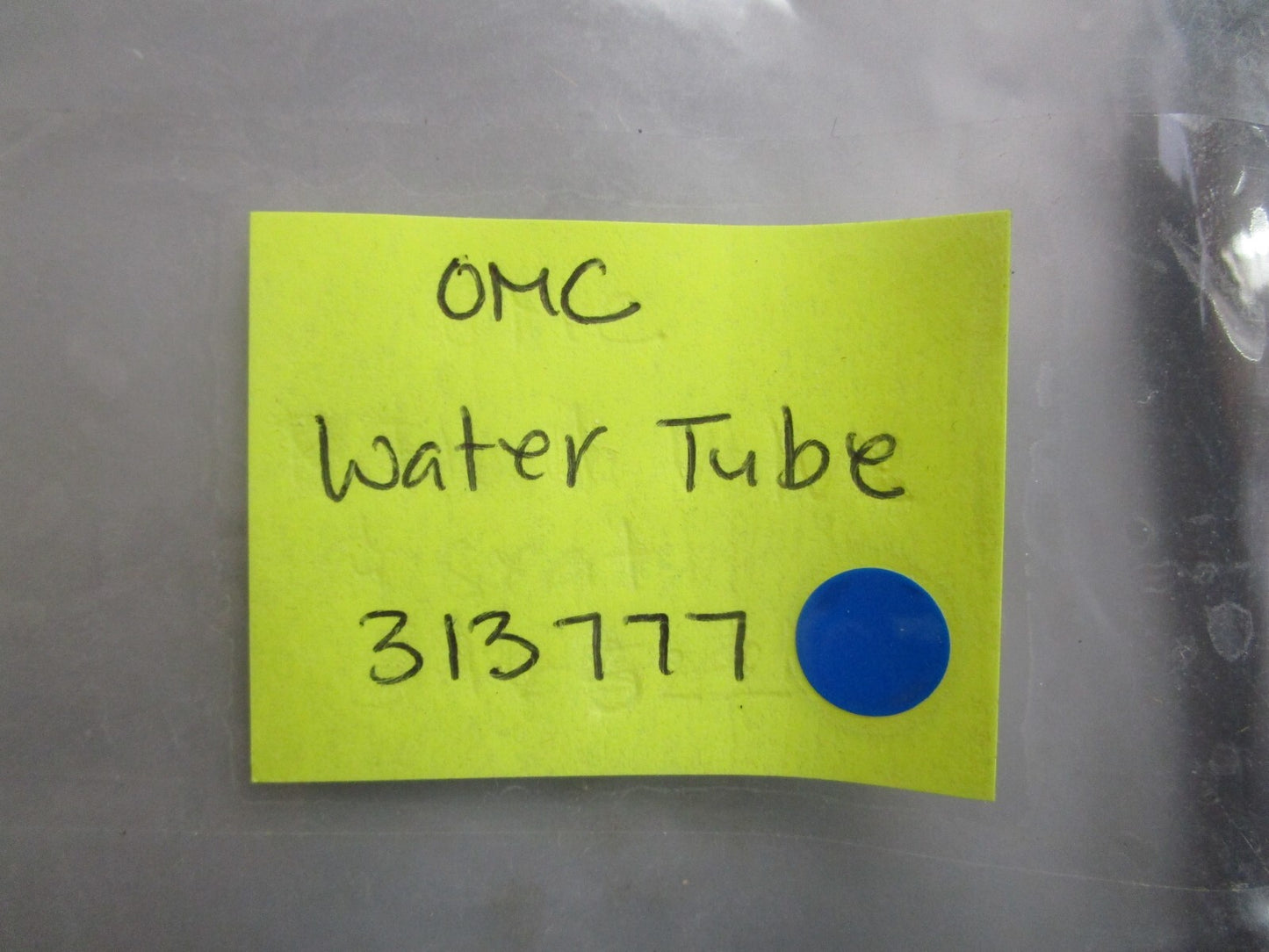 *NEW OEM* 0820 OMC Johnson Evinrude Water Tube 323777 0323777
