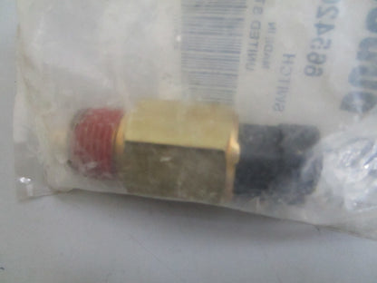 *NEW OEM* 0820 Bobcat Switch 6654201