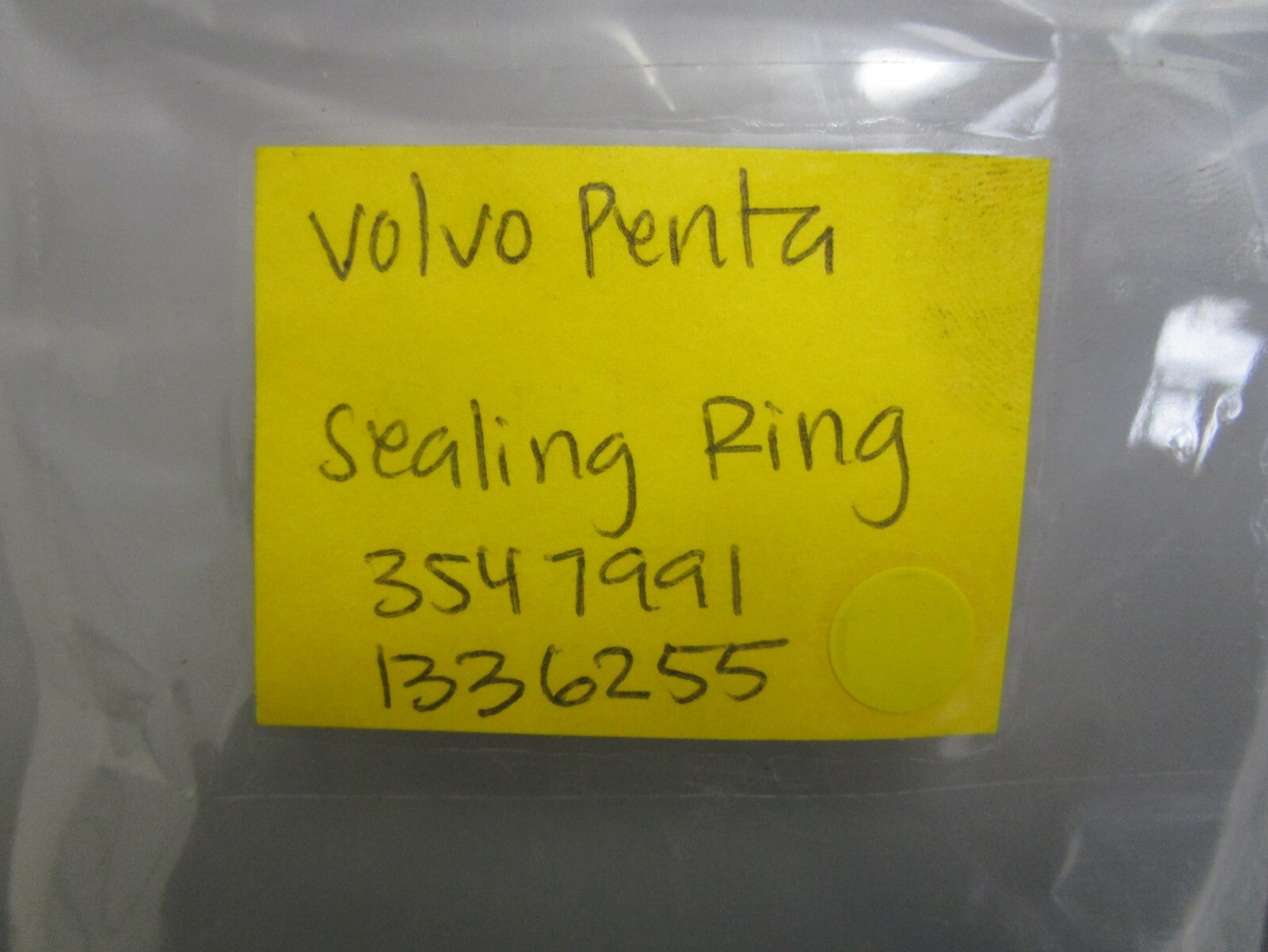 *NEW OEM* 0810 Volvo Penta Sealing Ring 3547991 1336255