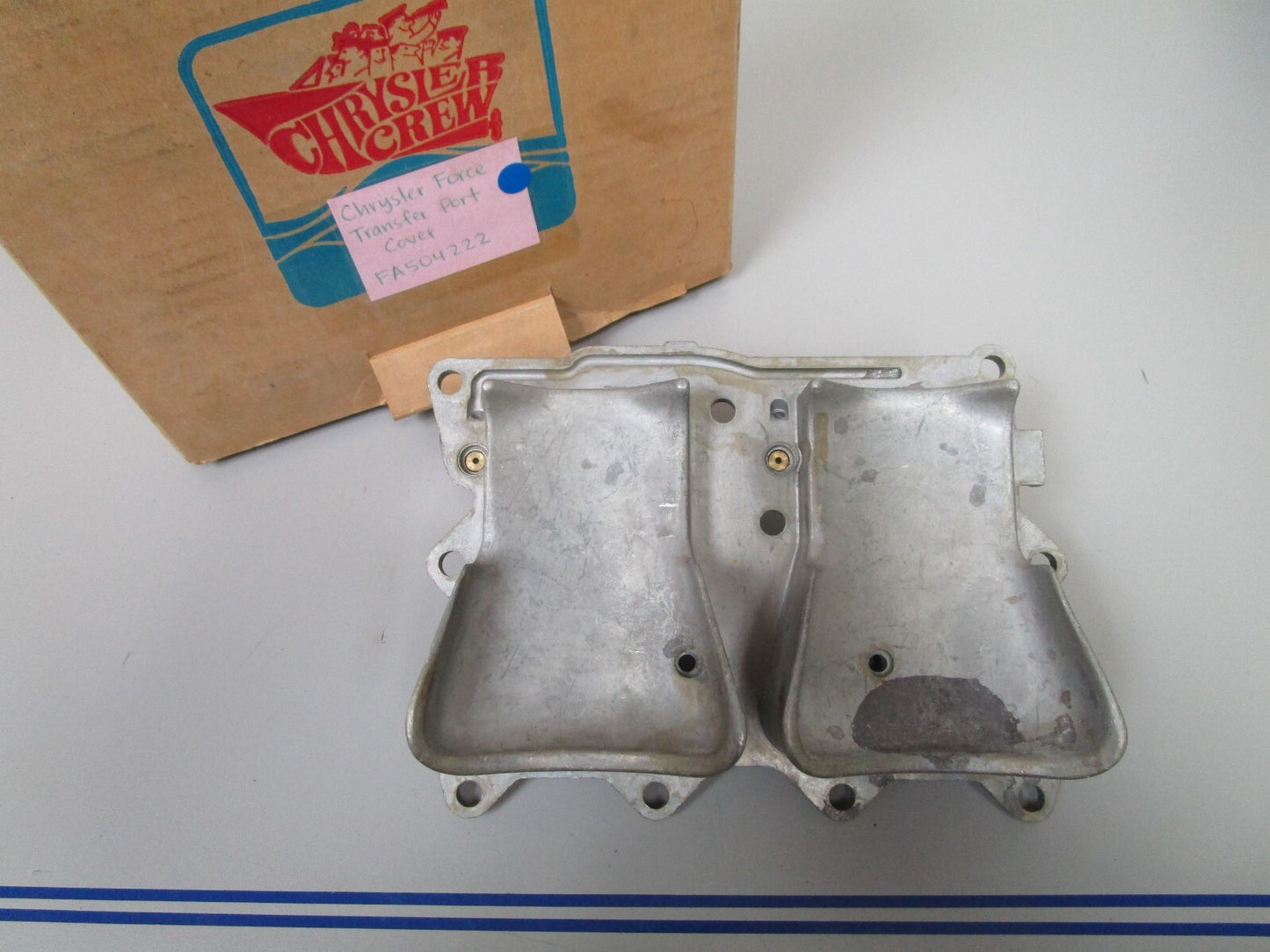 *NEW OEM* 0720 Chrysler Force Port Transfer Cover FA504222