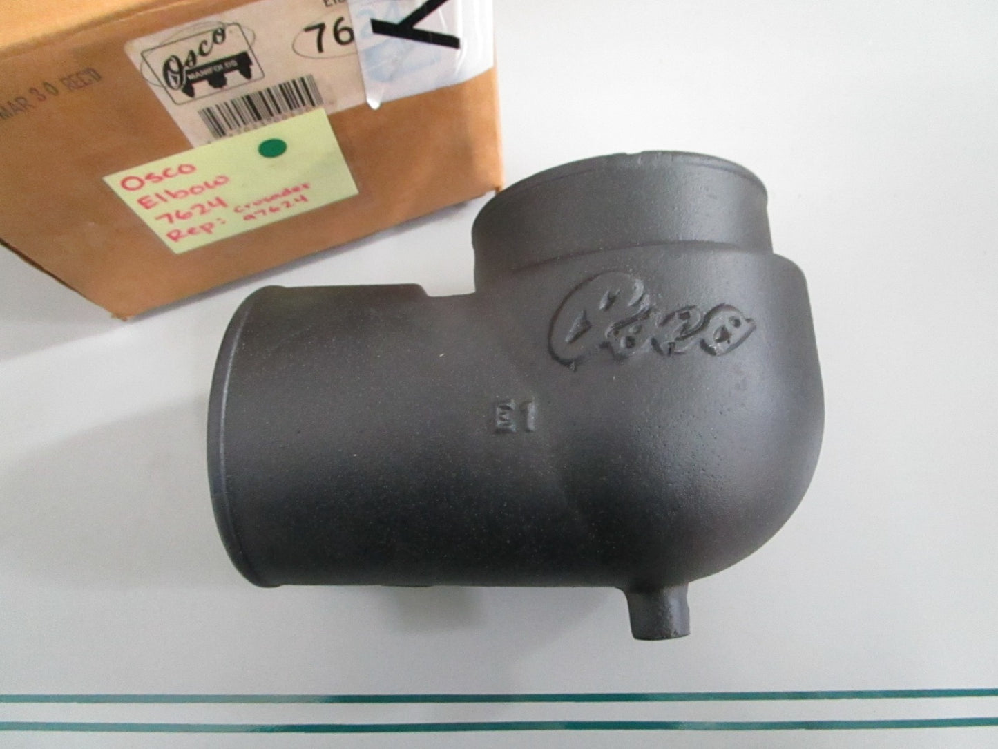 NEW 7624 Osco Elbow Replaces: 97624 Crusader 0820