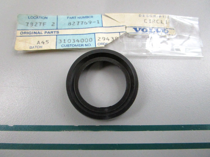 NEW OEM 827769 Volvo Penta Collar 0810