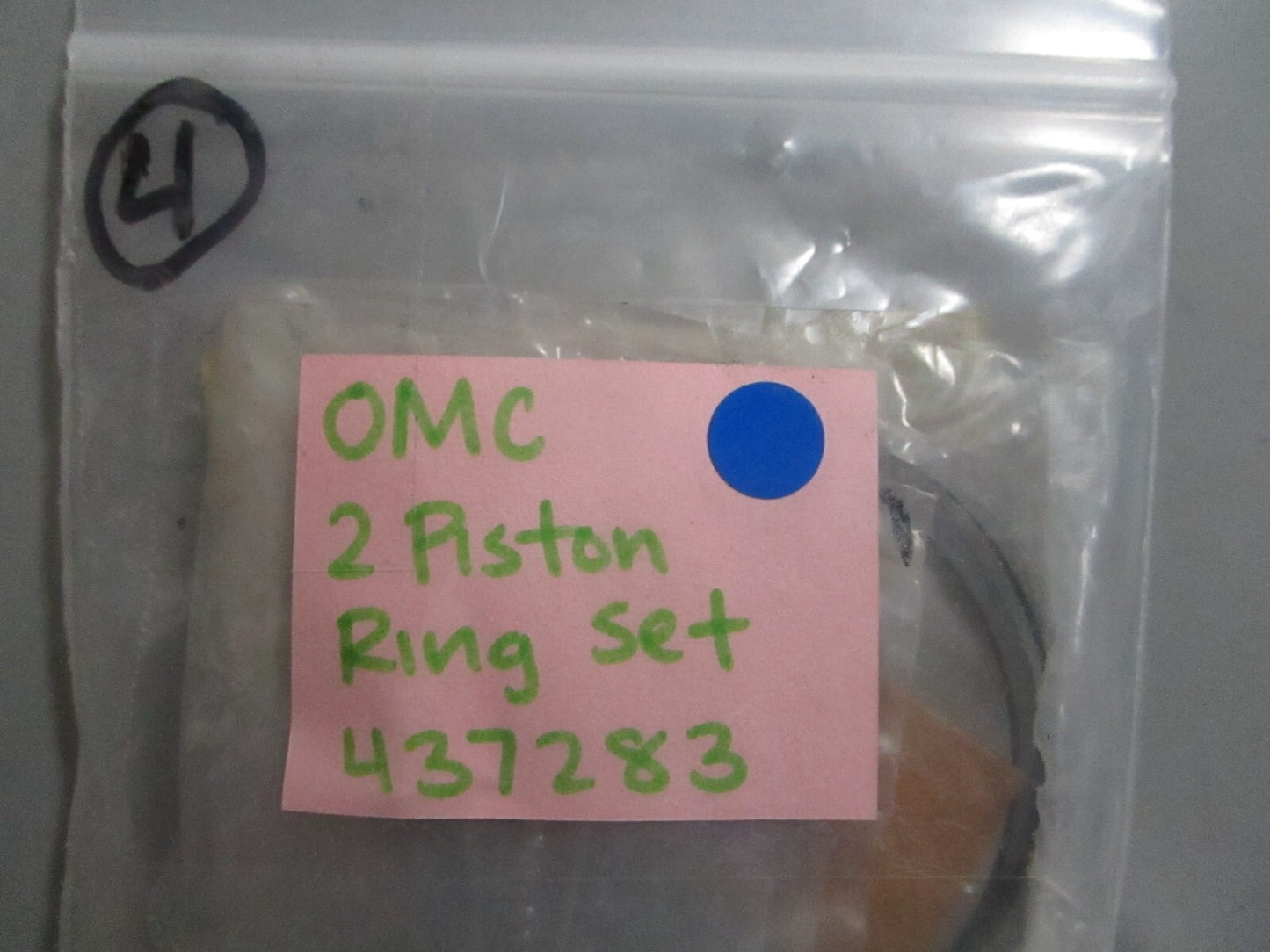 *NEW OEM* 0810 OMC Johnson Evinrude 2 Piston Ring Set 437283 0437283