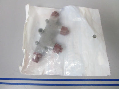 *NEW OEM* 0720 OMC Johnson Evinrude Double Tee 764152 0764152