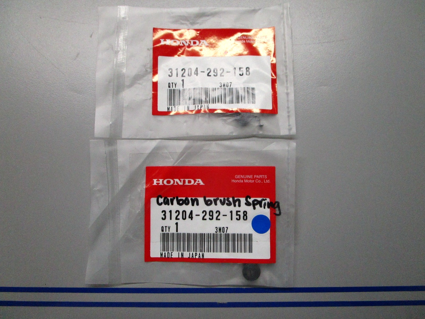 *NEW OEM* (LOT OF 2) 0810 Honda Carbon Brush Spring 31204-292-158