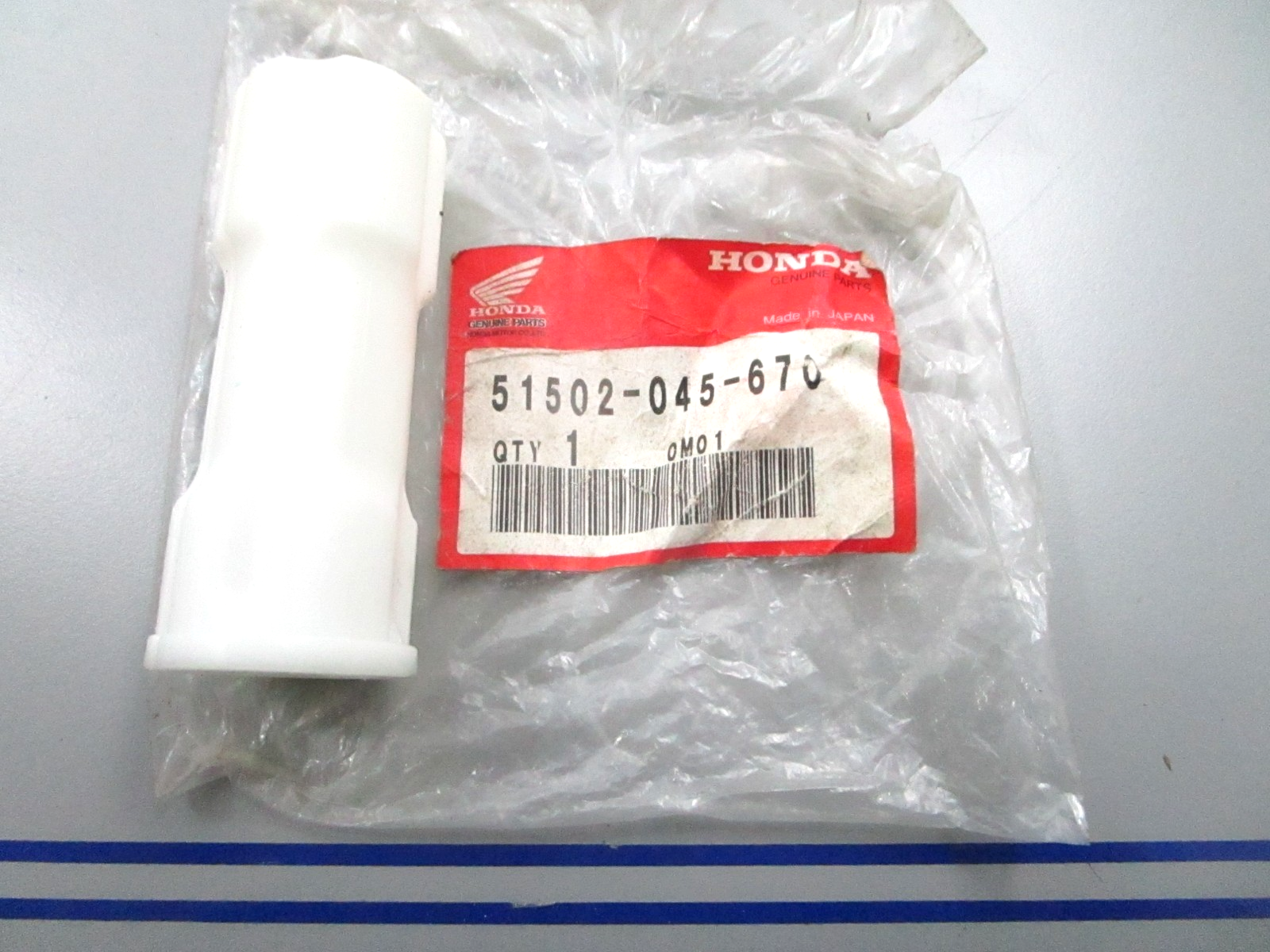 *NEW OEM* 0810 Honda Pipe Guide 51502-045-670