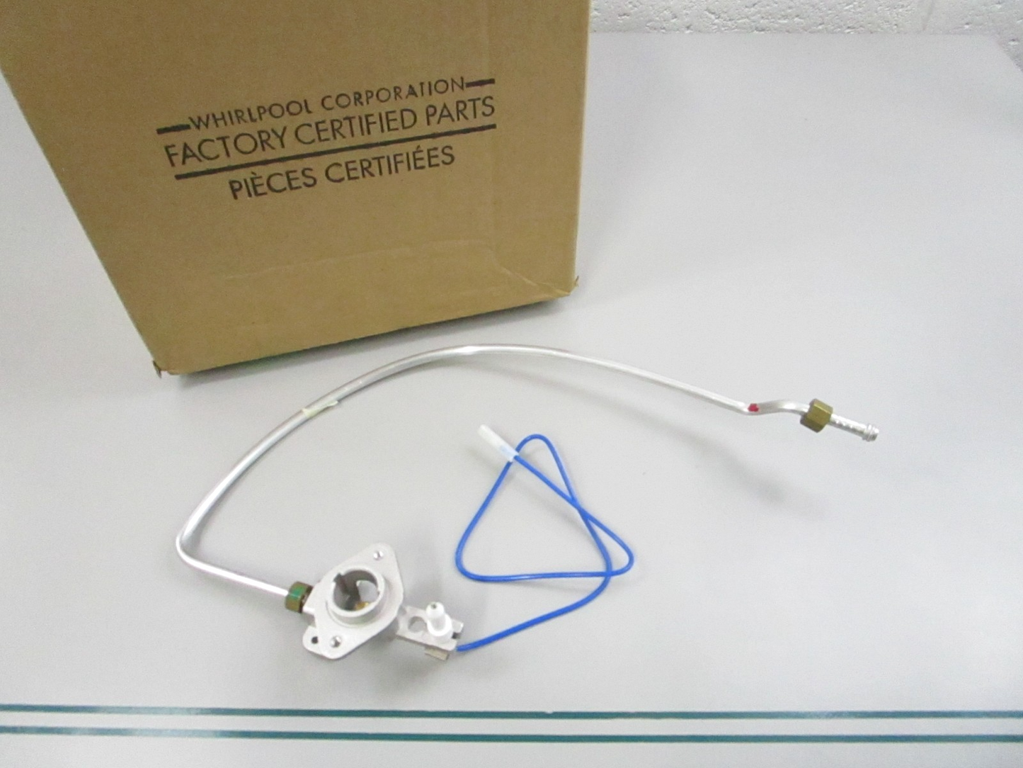 NEW OEM W10552119 Whirlpool Holder 0810
