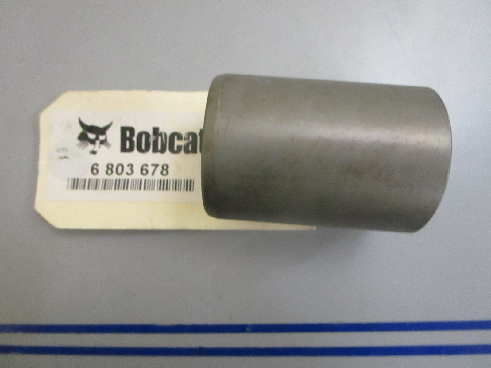 *NEW OEM* 0820 Bobcat Bushing 6803678