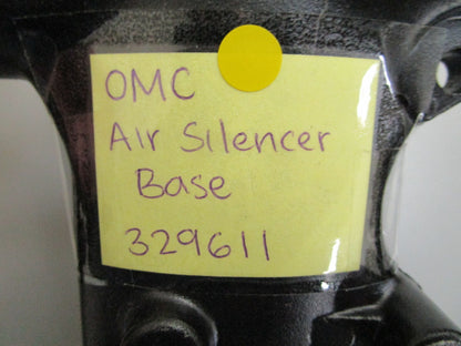 *NEW OEM* 0820 OMC Johnson Evinrude Air Silencer Base 329611 0329611