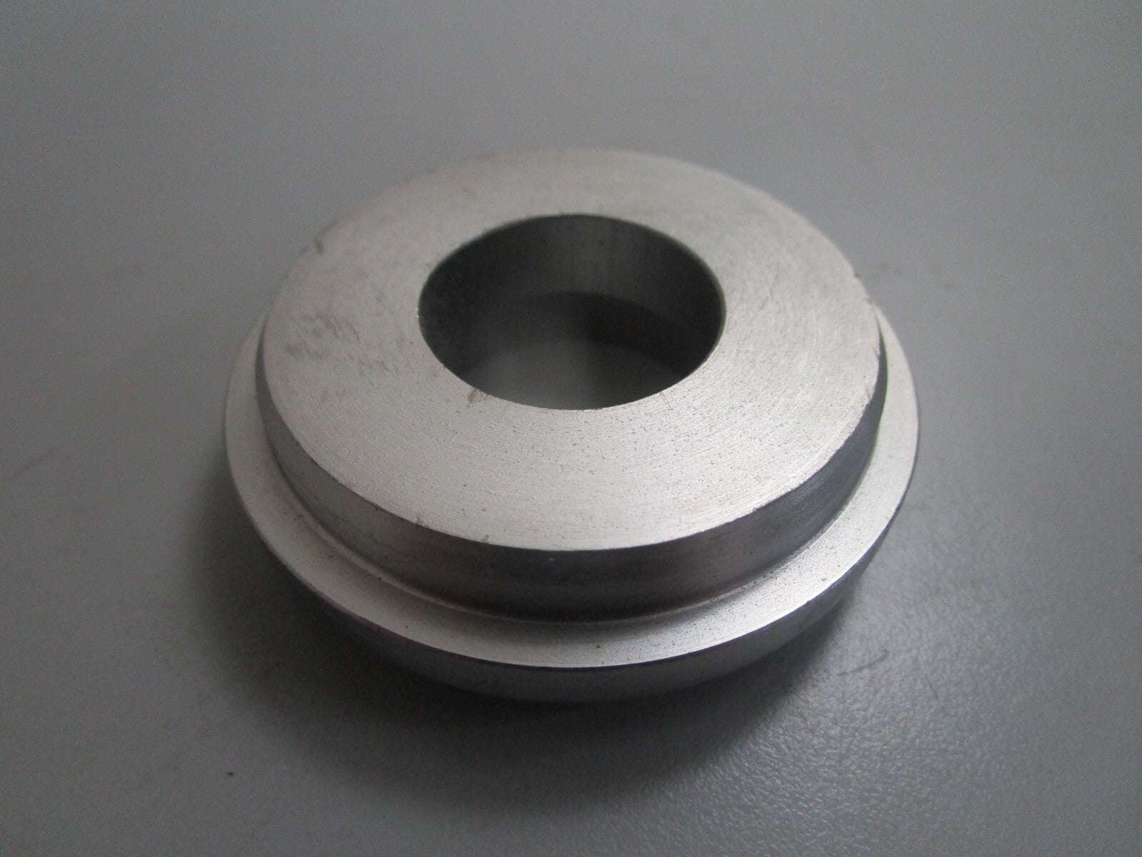*NEW OEM* 0820 OMC Johnson Evinrude Thrust Bushing 126869 0126869