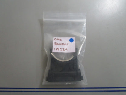 *NEW OEM* 0810 OMC Johnson Evinrude Bracket 115239 0115239