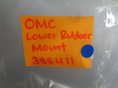 *NEW OEM* 0820 OMC Johnson Evinrude Lower Rubber Mount 388411 0388411