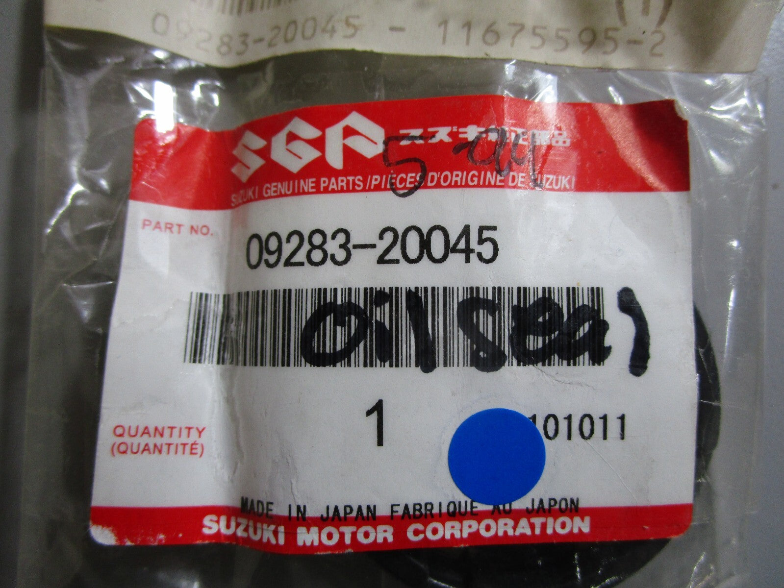 *NEW OEM* 0810 Suzuki Oil Seal 09283-20045