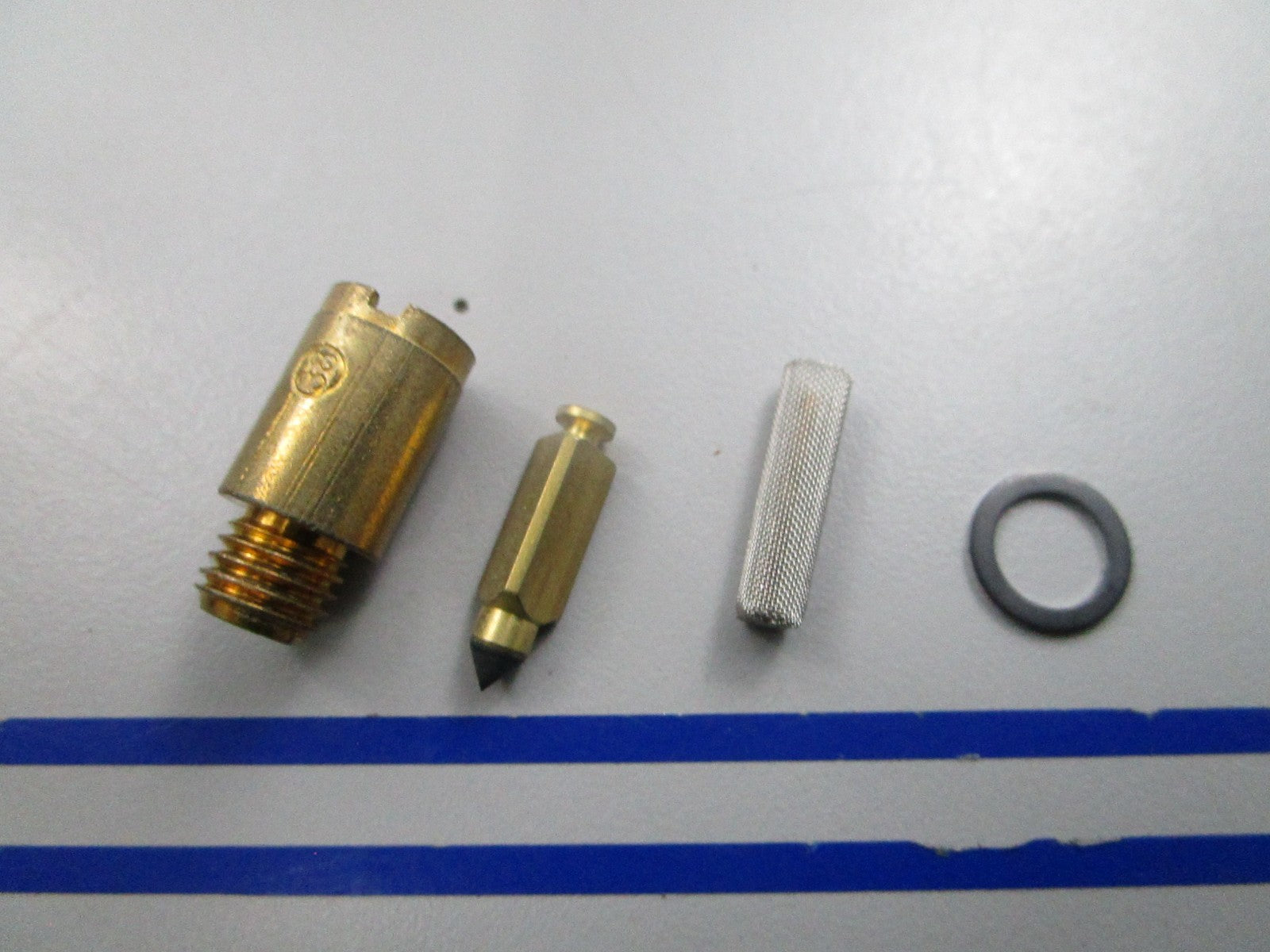 NEW OEM Mercury Quicksilver 811534 Needle 0810